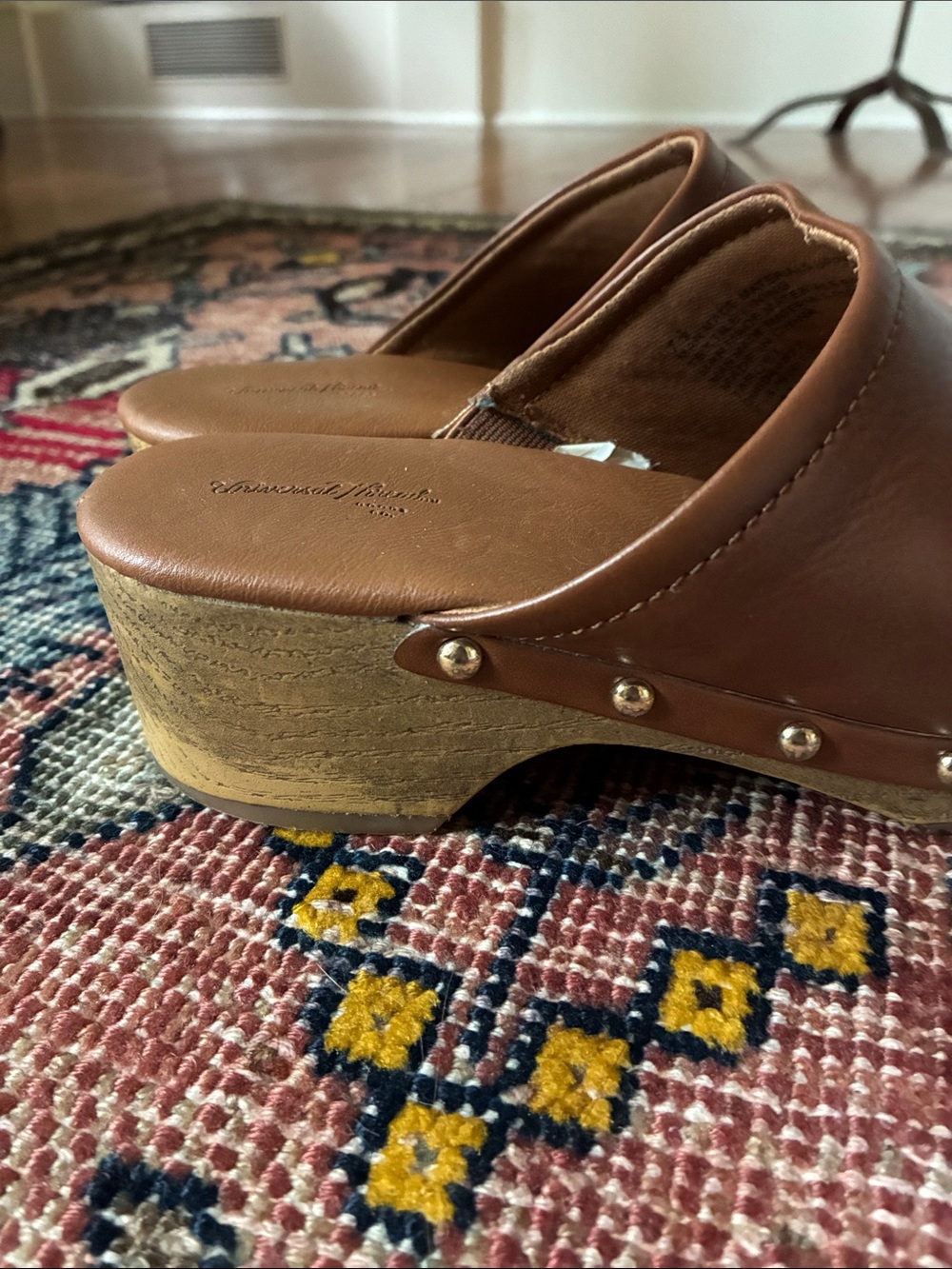 Woman’s honey  Brown Leather Clog Mules - Picture 6 of 7